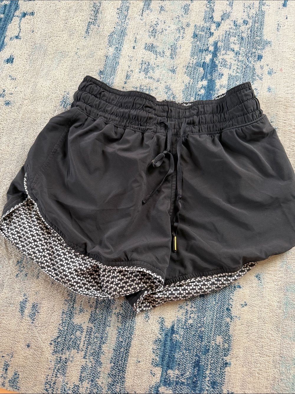 lululemon choose a side reversible shorts